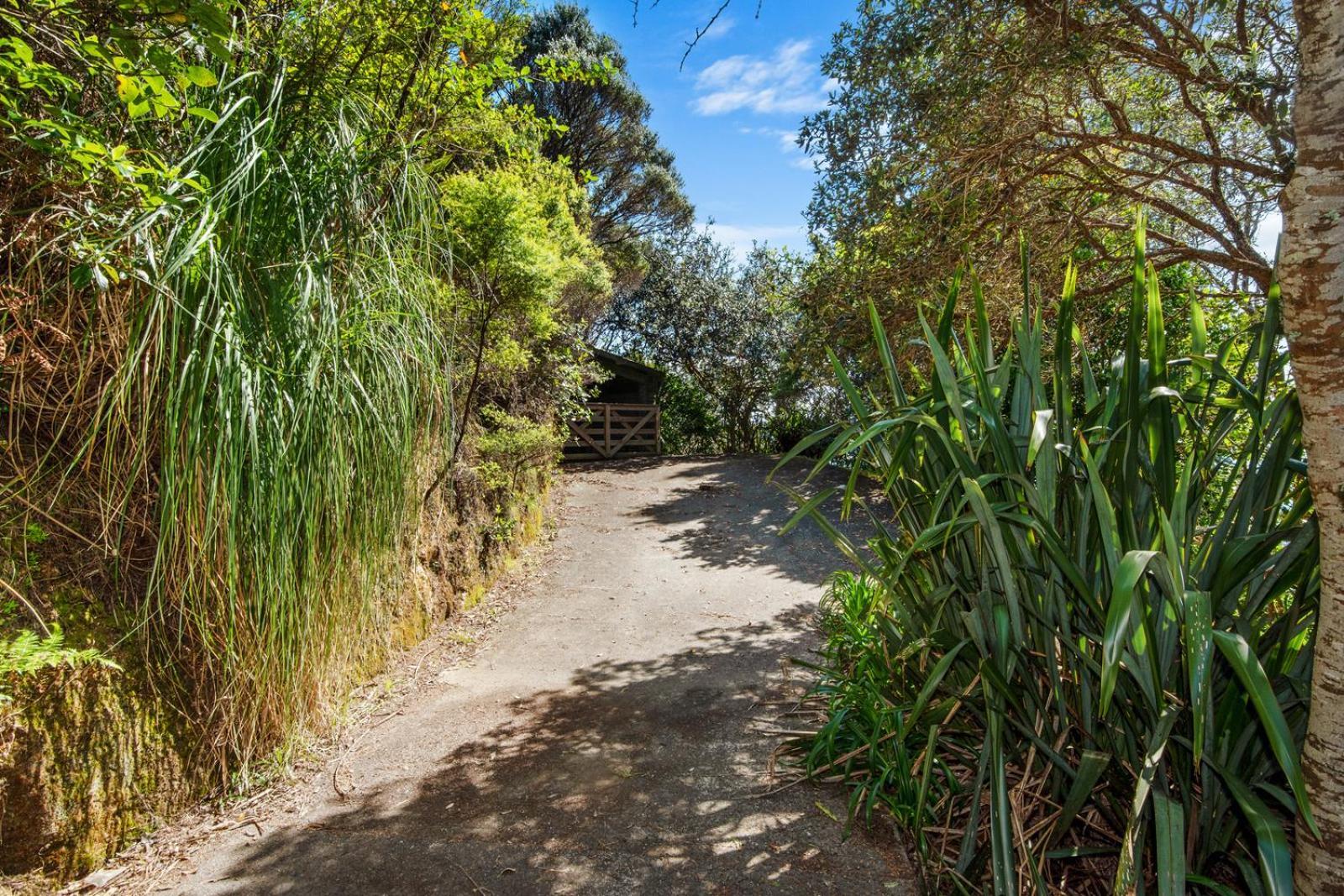 Bayview Beauty - Helena Bay Holiday Home Lyttelton Exterior foto